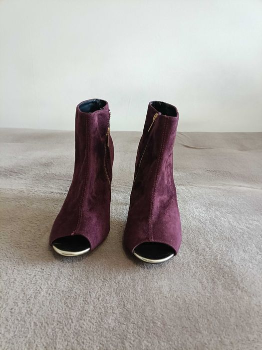 Nowe buty szpilki