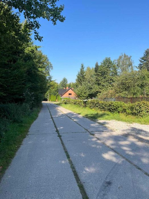 Продаж земельної ділянки під будівництво