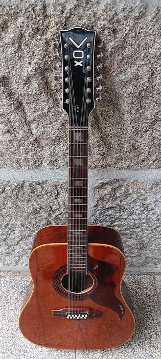 Guitarra Folk de 12 Cordas Vox V239 (anos 60)