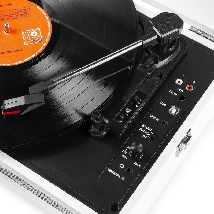 Gramofon w walizce z wbudowaniami głośnikami