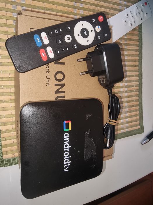 Vendo box android 14 2 Gigas ram