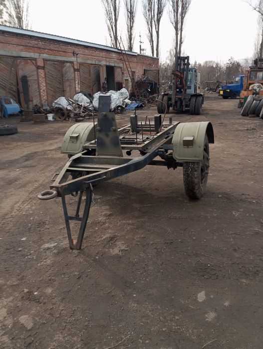 Причіп одноосьови