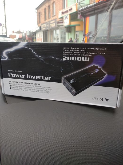 Инвертор 2000 W  . Доставка по городу