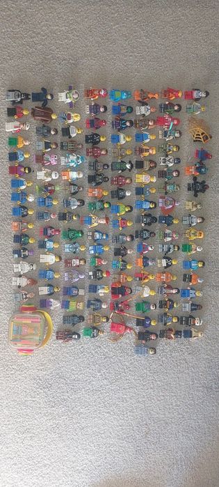 Figuras Lego (centenas)