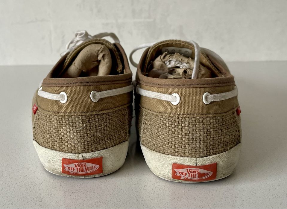 Sapatos Náuticos Vans Castanhos – Tamanho 40 EU