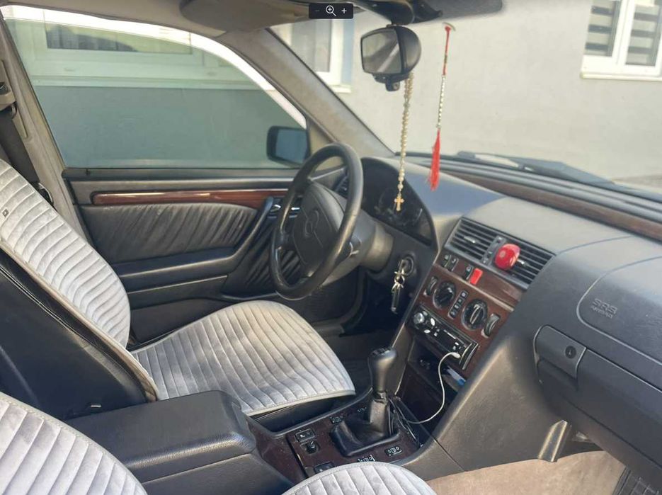 Mercedes-Benz C-Class 1995