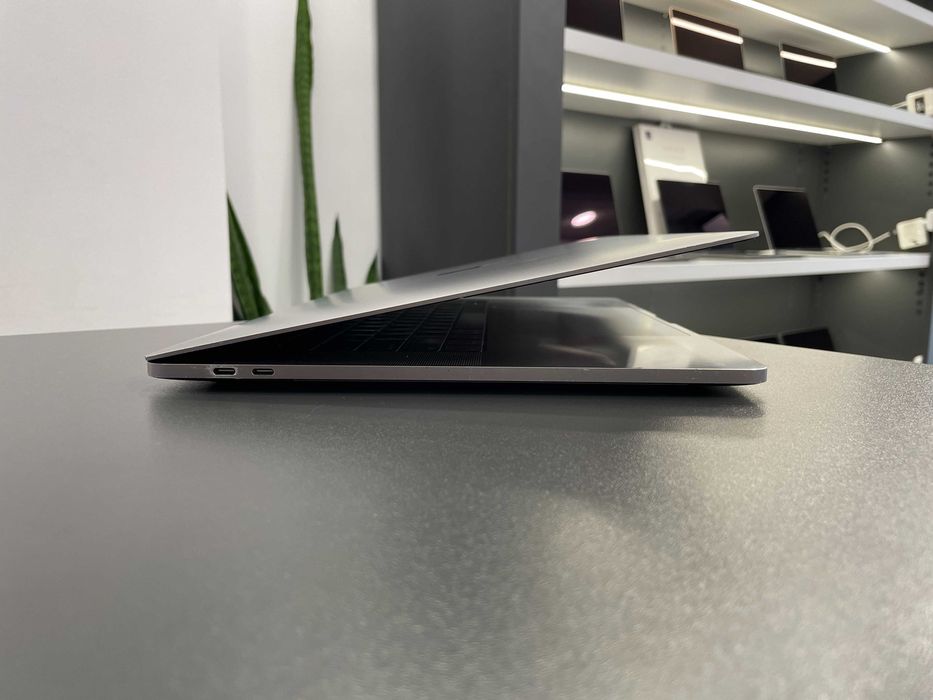 Ноутбук MacBook Pro 15” 2018 i7 16/512GB • ГАРАНТІЯ • СТАН 8.5/10 101903