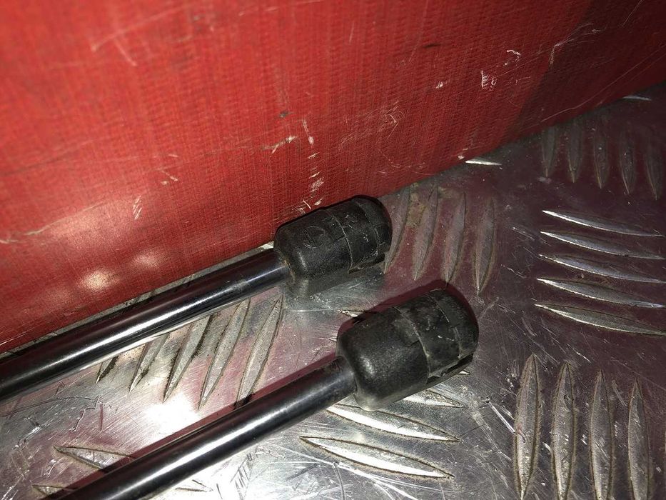 Амортизатор кришки багажника комплект Audi A6 4G C7 універсал