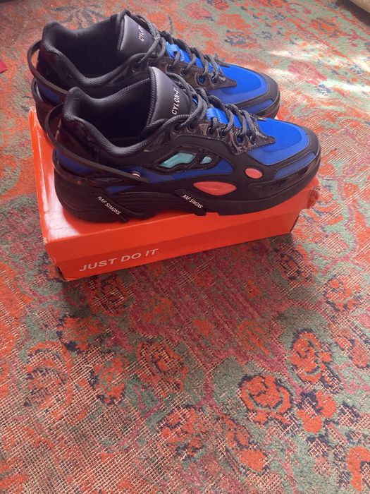 Raf simons cylon продаю новые