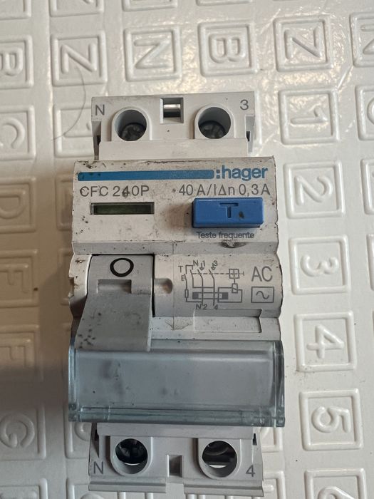 2-Pole Differential Circuit Breaker, 40 A | HAGER CFC240P64584895026178122
