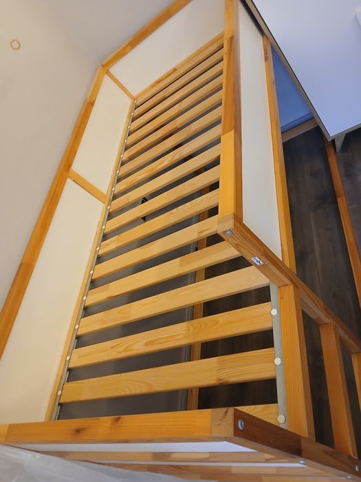 Łóżko dziecięce Ikea z 2 materacami