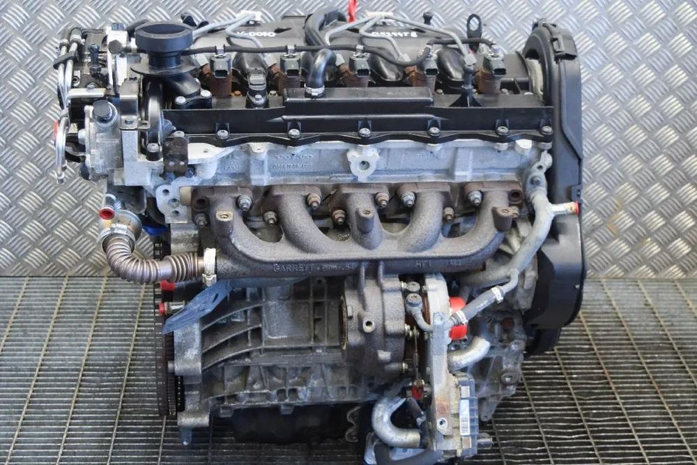 Motor D5244T8 VOLVO 2.4L 180 CV