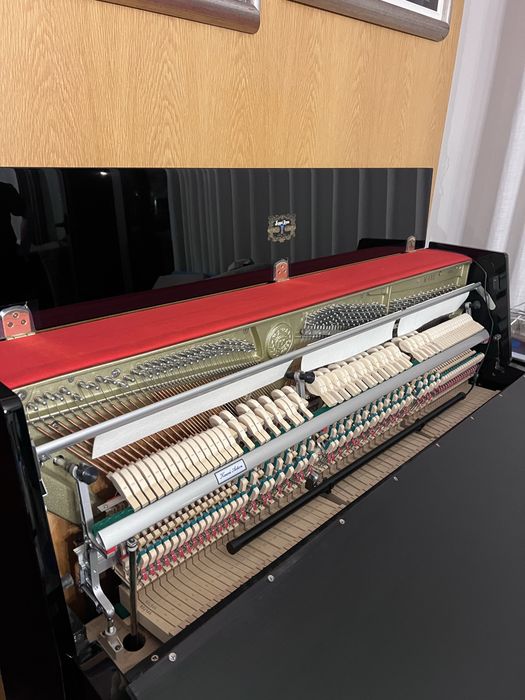 Piano kawai k-15 E