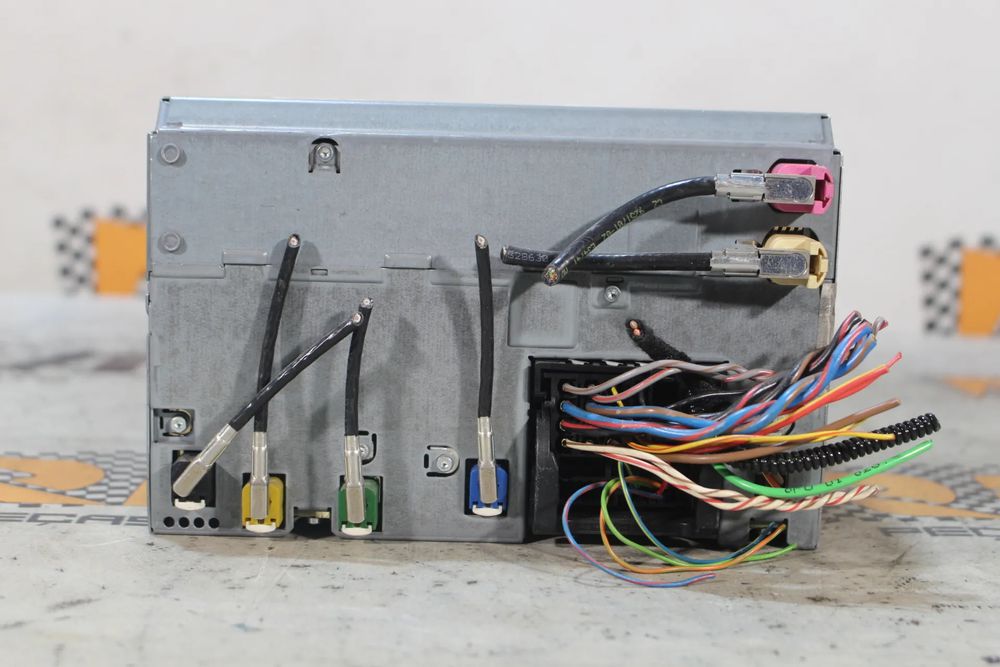 Rádio / auto-rádio BMW 3 (F30, F80)