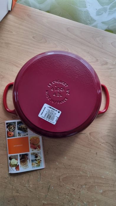 Garnek żeliwny emaliowany LE CREUSET 4.2 L.
