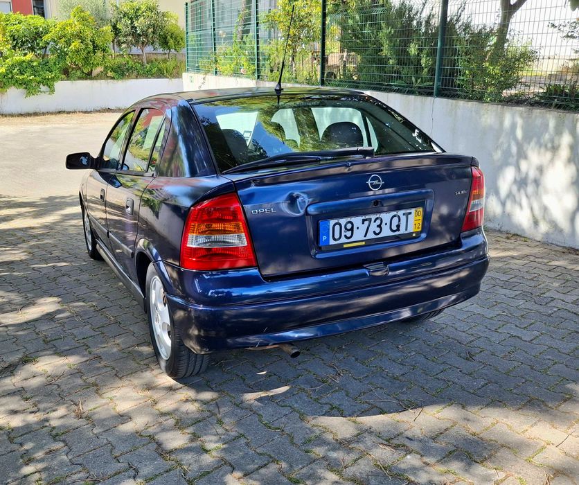 Opel Astra 1.4i 16v C/AC Nacional 00