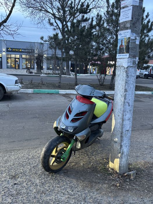 продам априлию.