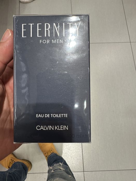 Perfume Calcin Klein novo e selado na caixa 100ml