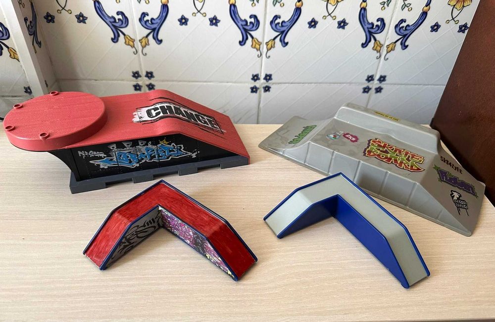 skates tech deck rampas motas trotinetes tony hawk