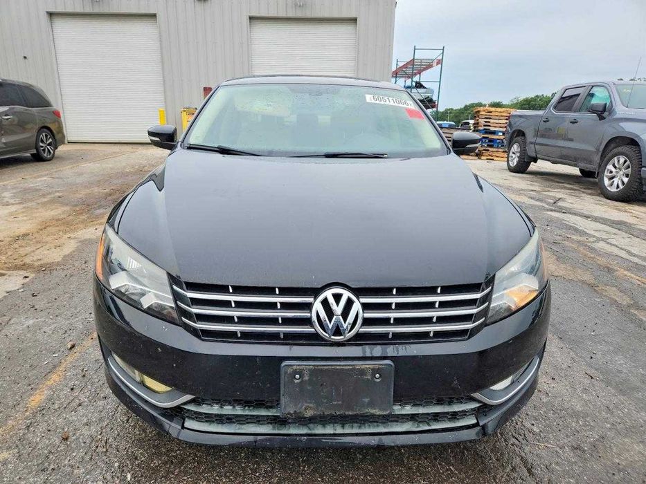 2015 Volkswagen PASSAT SEL