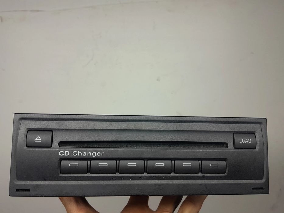 Caixa / leitor CDs AUDI A6 (4F2, C6)