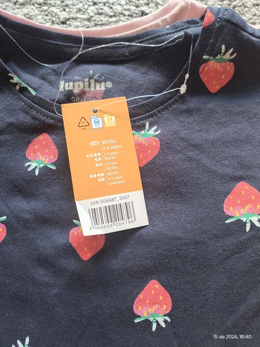 Nowe koszulki dla dziewczynki 98