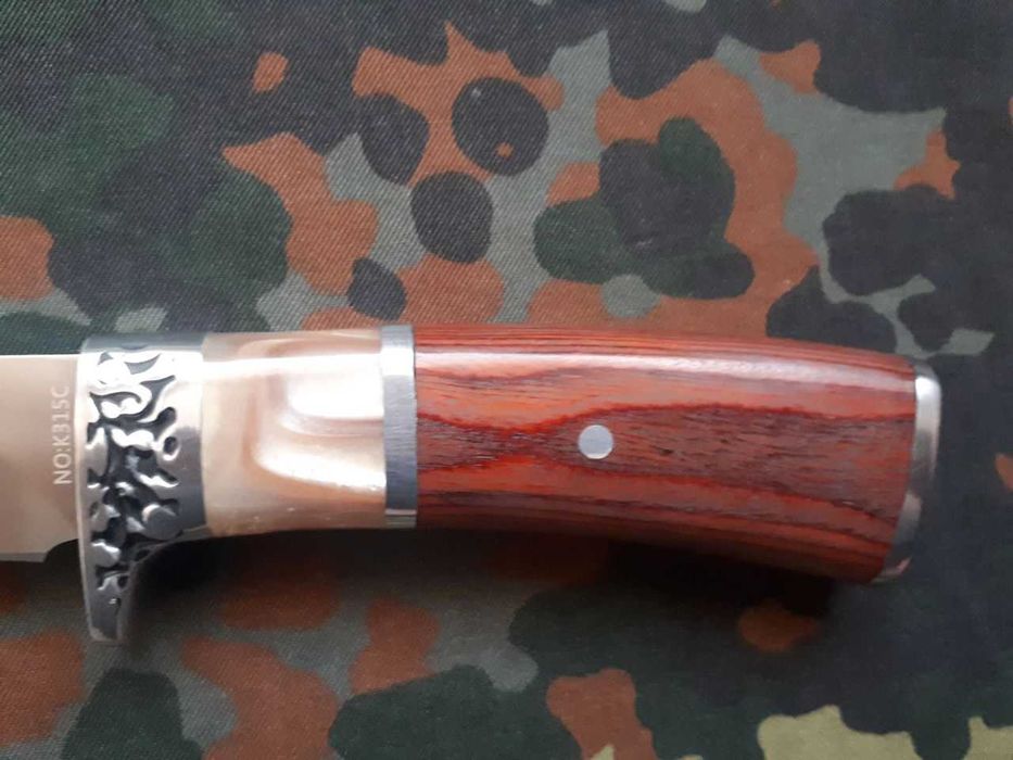 Охотничий нож Columbia K315С 21.5см с деревянной рукояткой и чехлом