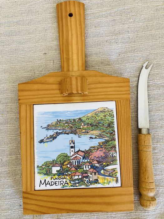 Azulejos Originais e madeira