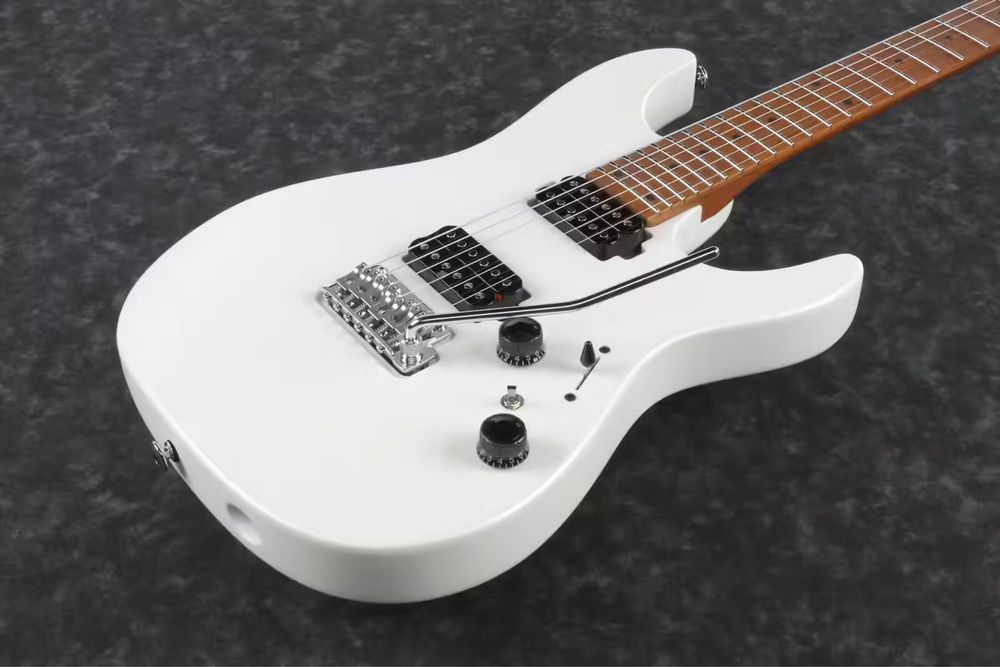 Ibanez AZ2402 Prestige
