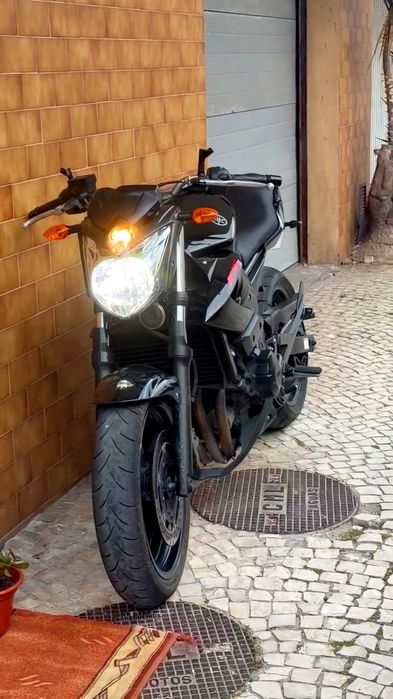 XJ6 black Com alterações