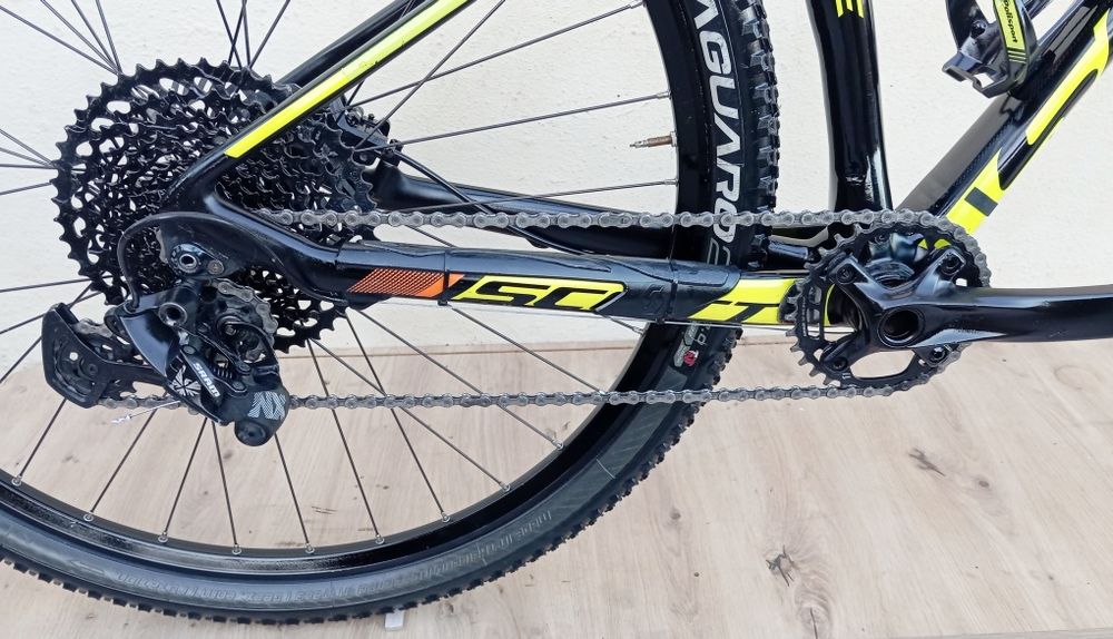 JF-Bikes  Bicicletas BTT 12v xt