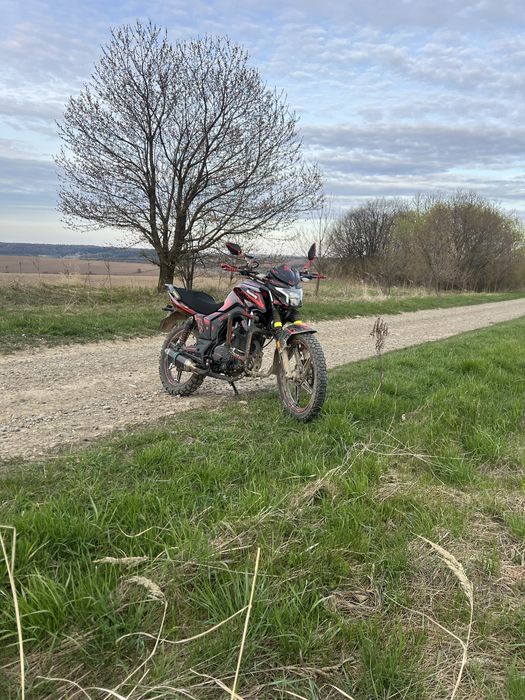 !СРОЧНО! Мотоцикл mustang MT250