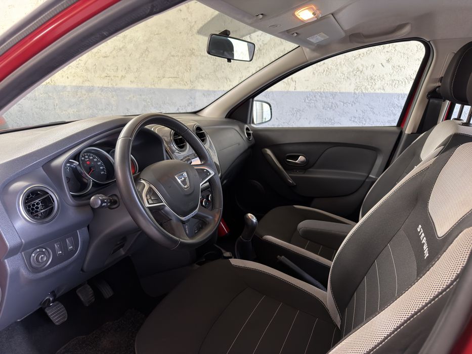 Dacia Sandero Stepway 0.9 TCe Comfort/Plus - Desde 120€ Mês
