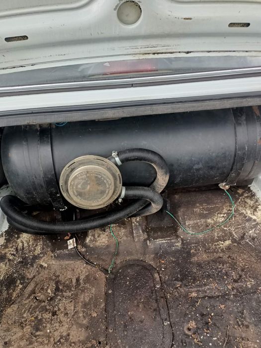 Продам  Газ 3110 ( газ,бензин)