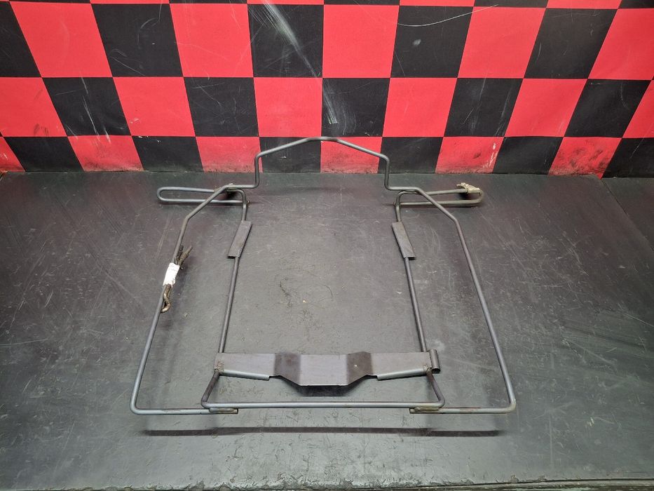 Suporte do pneu suplente VOLKSWAGEN Crafter (2E)