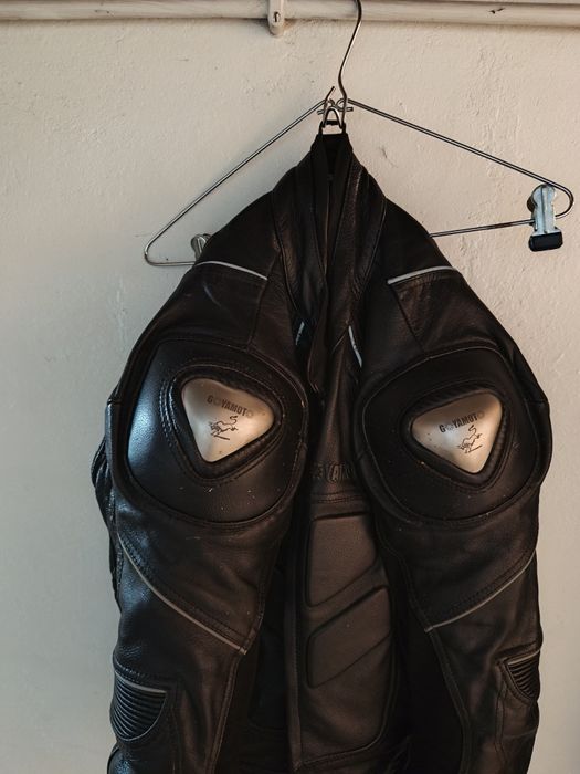 Fato moto Goyamoto cabedal