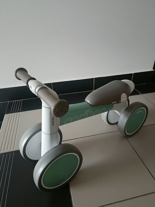 Cariboo Team jeździk zielony