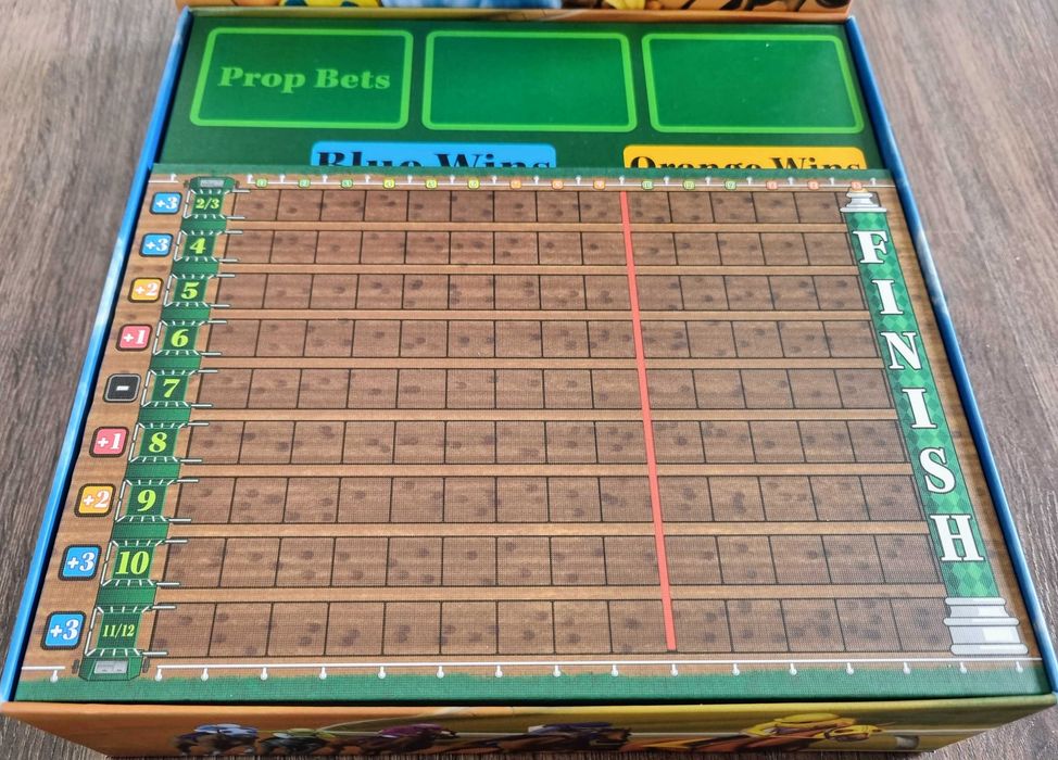Insert organizer do gry Ready Set Bet