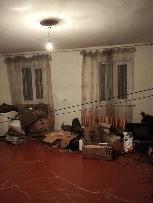 Продаж будинку 50 км від Луцька