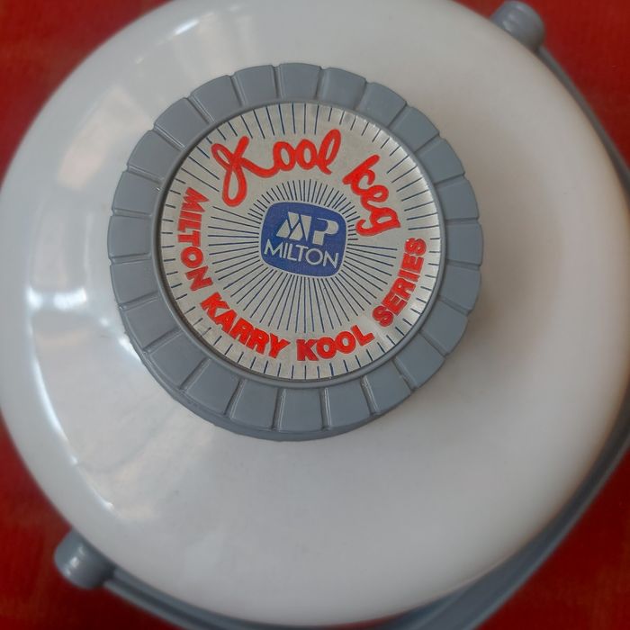 Мини холодильник для жидкости