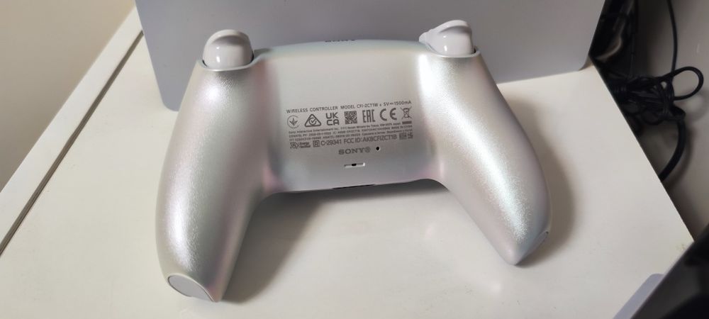 Comando PS5 DualSense Chroma Pearl