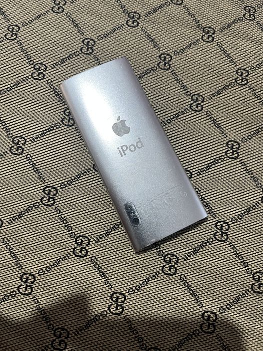 MP3-плеєр Apple iPod Nano 5Gen 16 GB