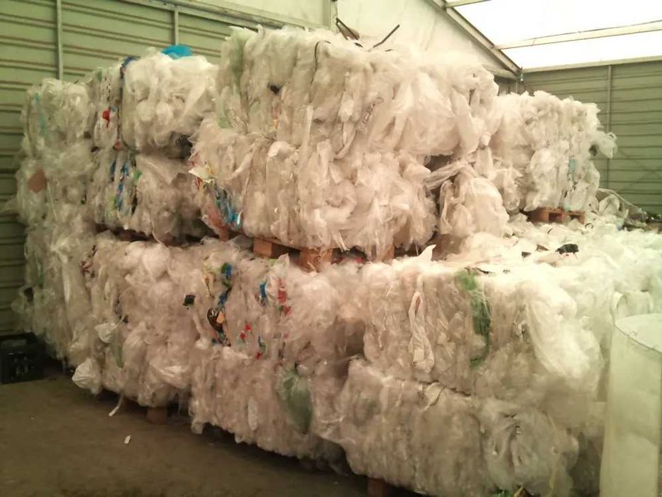 Skup i odbiór makulatury, folii, nakrętek, styropianu, plastików,palet