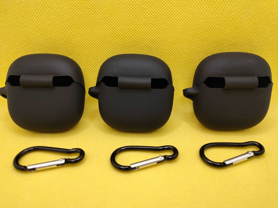 Чехол силиконовый на наушники Xiaomi Buds 5 + карабин (black)