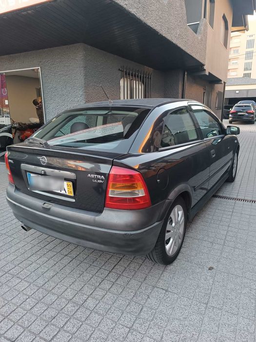 Opel Astra G 1.4 16V (1999) – 3 Portas c/ Teto de Abrir