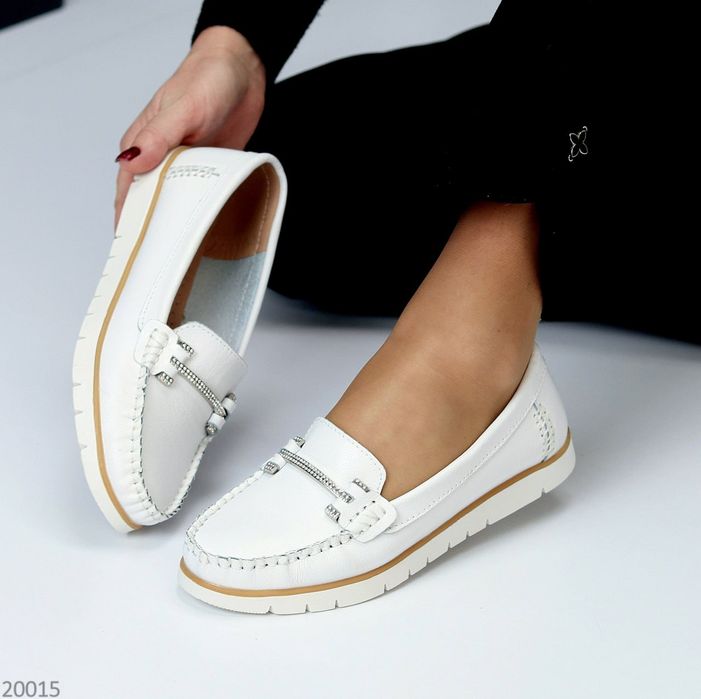 Лофери, макасіни білі жіночі