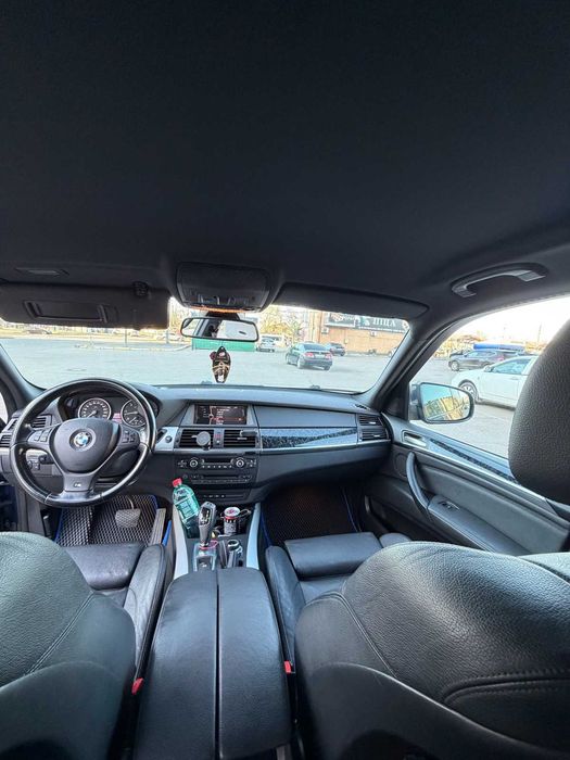 Продам BMW X5 E70 30D Торг