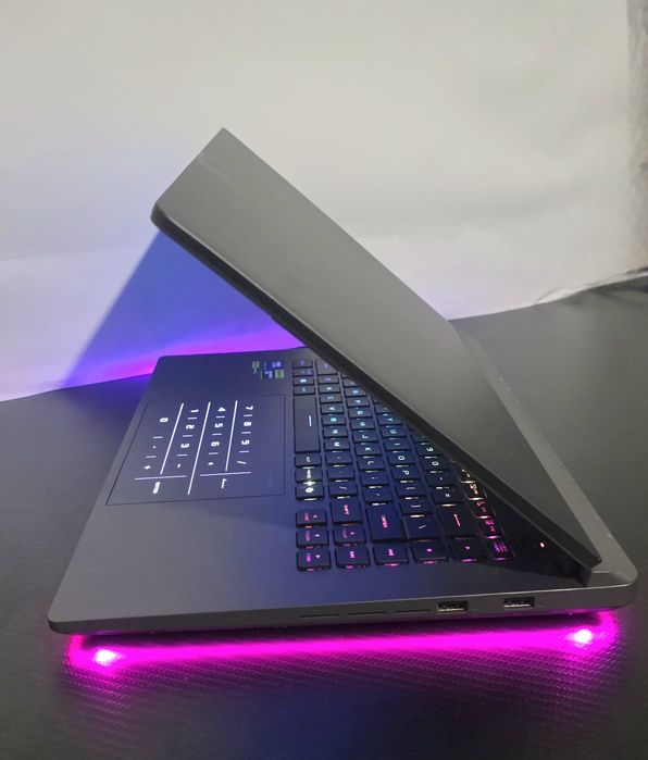 ASUS ROG Strix G16 (2025) Intel Core Ultra 9 275HX RTX 5080