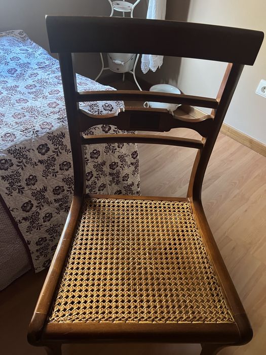 Cadeiras para venda em conjunto ou separado