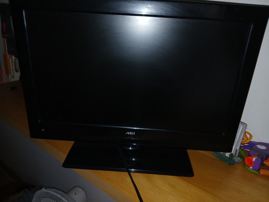 Televisão pequena